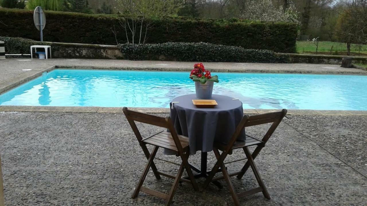 Auberge Du Relais D'Auniac Gourdon-en-quercy Dış mekan fotoğraf